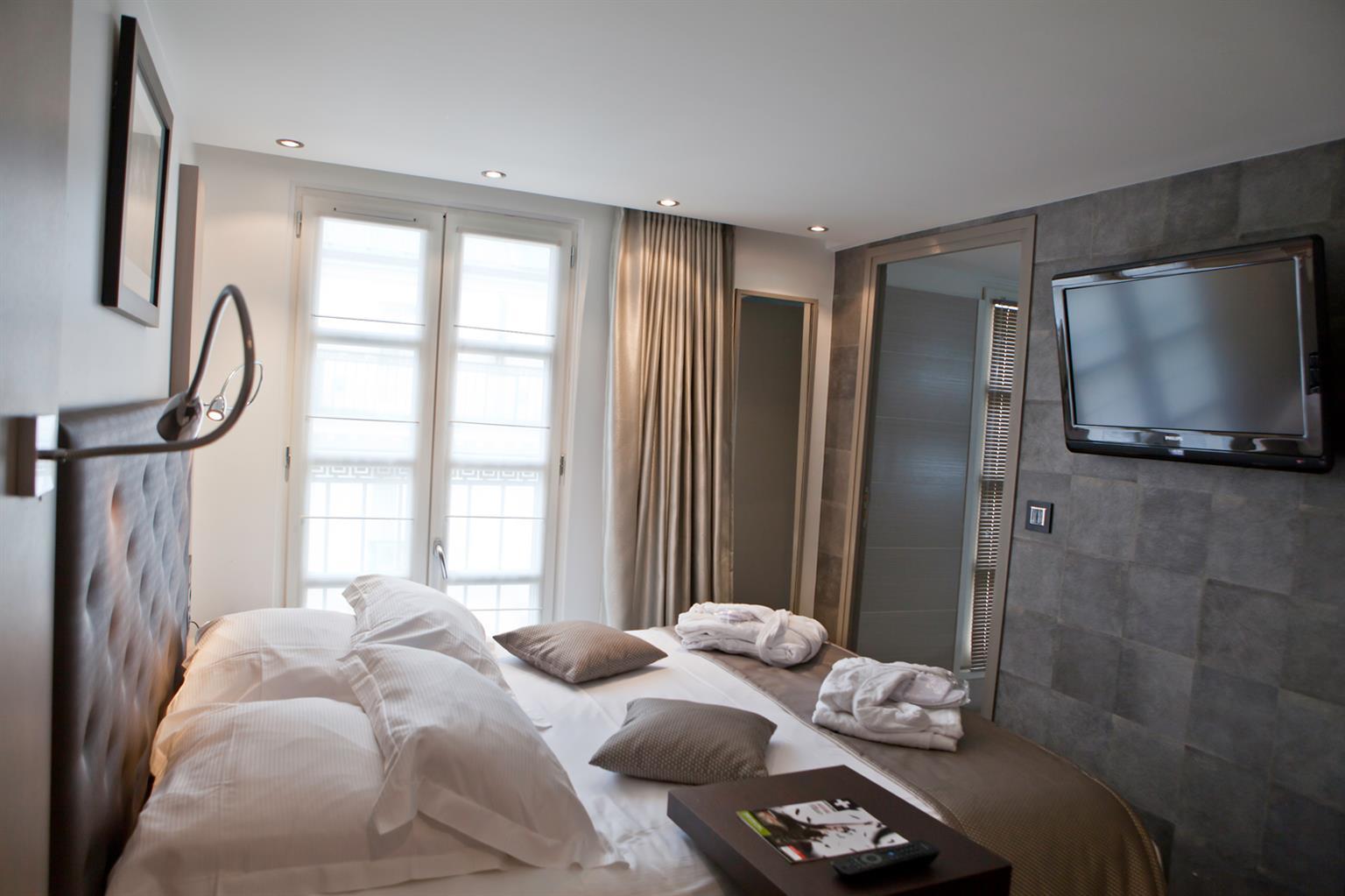 Hotel Maxim Opera Paris Bilik gambar